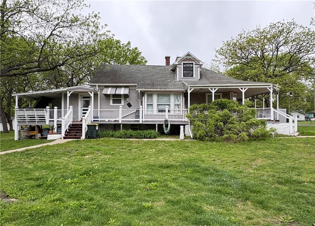 507 W Hale Street, Spring Hill, KS 66083