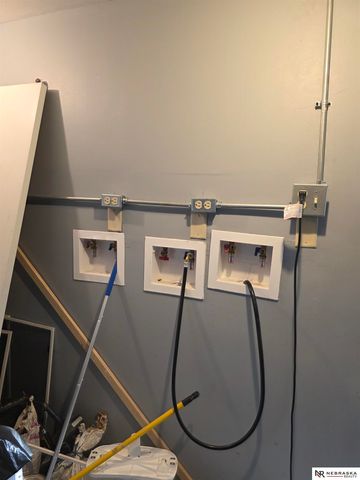 6918 S 39th Street, Bellevue, NE 68147