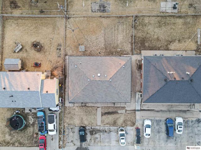 6918 S 39th Street, Bellevue, NE 68147