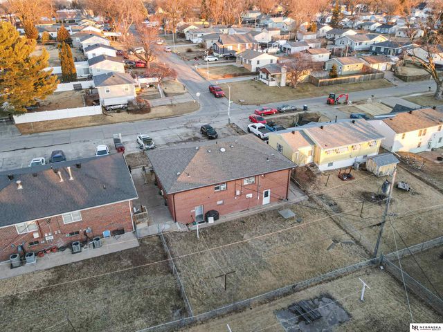 6918 S 39th Street, Bellevue, NE 68147