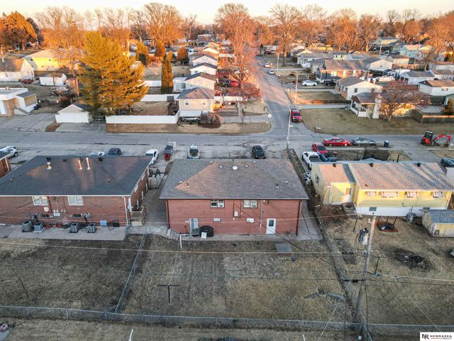 6918 S 39th Street, Bellevue, NE 68147