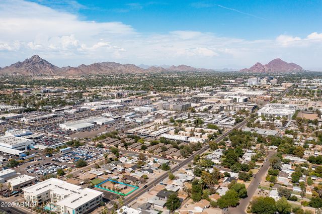 1210 E Highland Avenue, Phoenix, AZ 85014