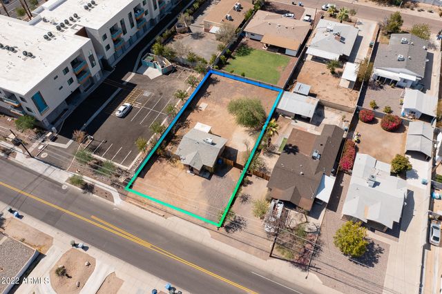 1210 E Highland Avenue, Phoenix, AZ 85014