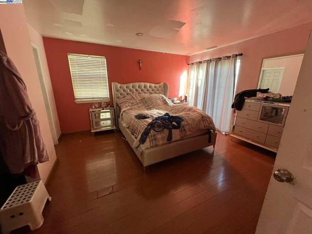 505 Nevin Ave, Richmond, CA 94801
