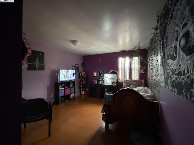 505 Nevin Ave, Richmond, CA 94801