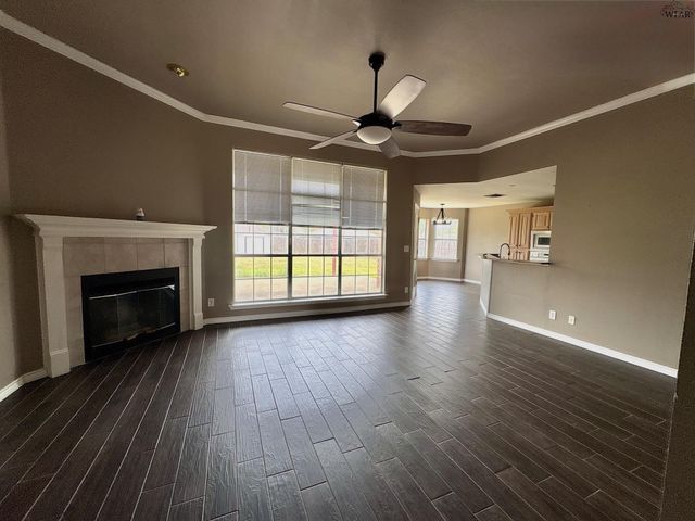 1213 PARLIAMENT STREET, Burkburnett, TX 76354