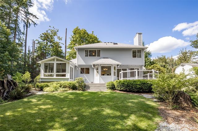 36202 249th Avenue SE, Enumclaw, WA 98022