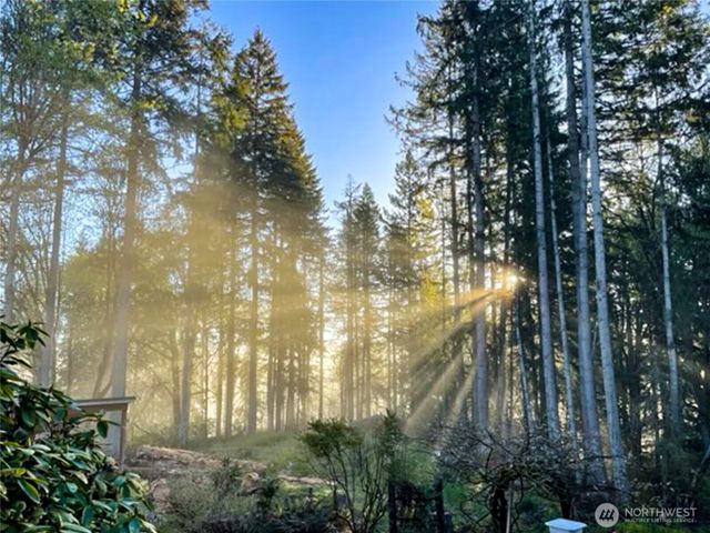 36202 249th Avenue SE, Enumclaw, WA 98022