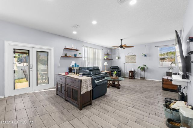 3553 DERBY FOREST Drive, Green Cove Springs, FL 32043