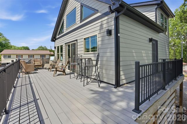 4473 Ridge Street, Claremont, NC 28610