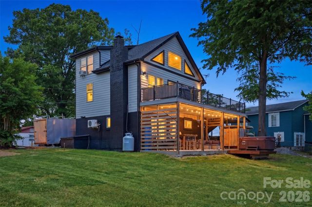 4473 Ridge Street, Claremont, NC 28610
