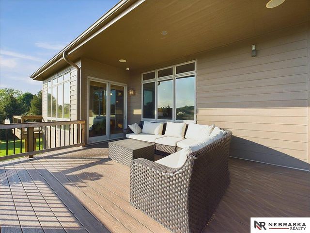 6541 Russell Emmett Court, Papillion, NE 68133