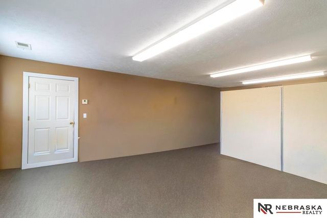 6541 Russell Emmett Court, Papillion, NE 68133