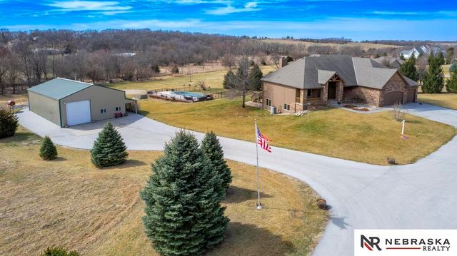 6541 Russell Emmett Court, Papillion, NE 68133
