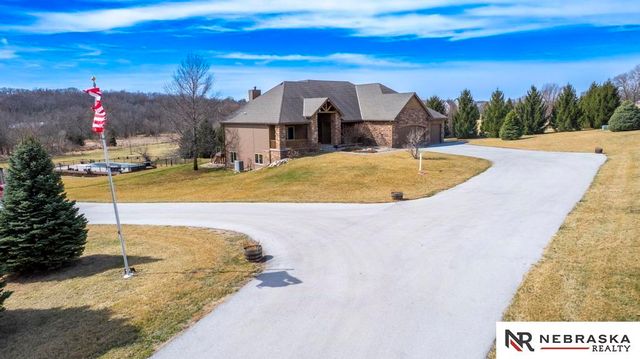 6541 Russell Emmett Court, Papillion, NE 68133
