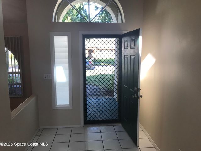 3166 Lago Vista Drive, Melbourne, FL 32940