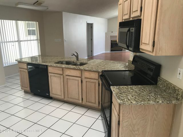 3166 Lago Vista Drive, Melbourne, FL 32940