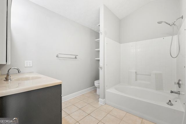 108 Nicki Court, Hampton, GA 30228