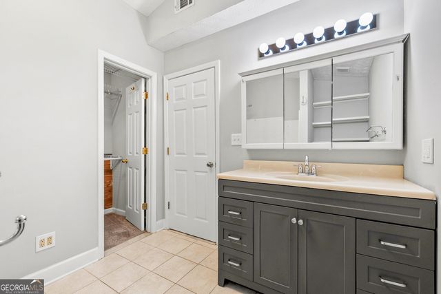 108 Nicki Court, Hampton, GA 30228