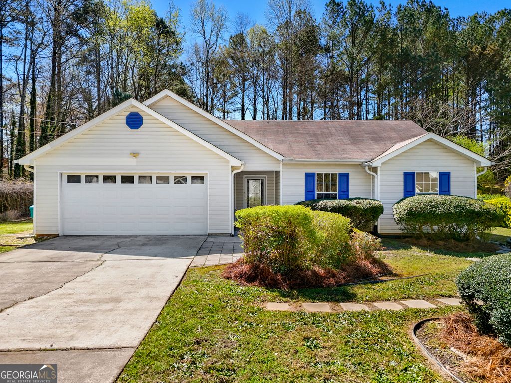 108 Nicki Court, Hampton, GA 30228