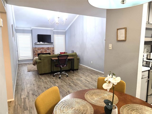 10053 Westpark Drive 326, Houston, TX 77042