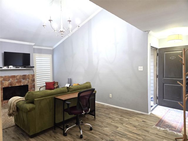 10053 Westpark Drive 326, Houston, TX 77042