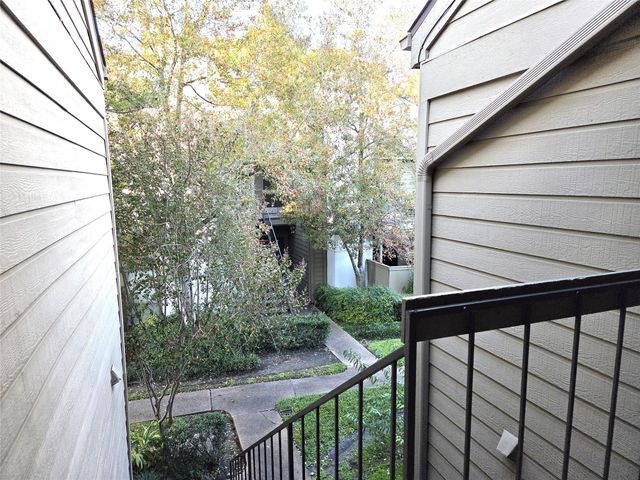 10053 Westpark Drive 326, Houston, TX 77042