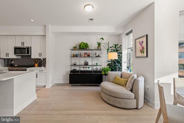 475 New York Ave NW Unit 7, Washington, DC 20001