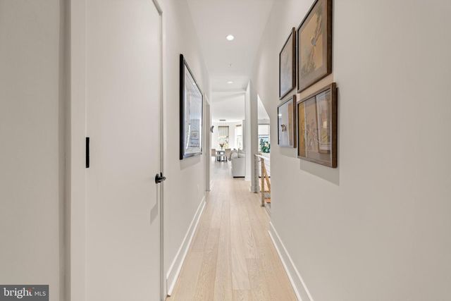 475 New York Ave NW Unit 7, Washington, DC 20001