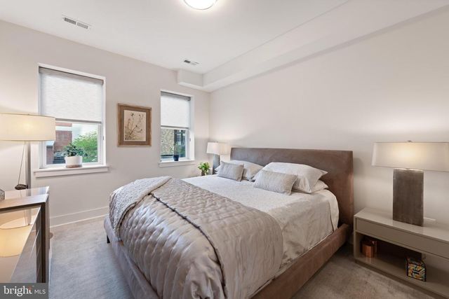 475 New York Ave NW Unit 7, Washington, DC 20001