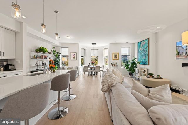 475 New York Ave NW Unit 7, Washington, DC 20001