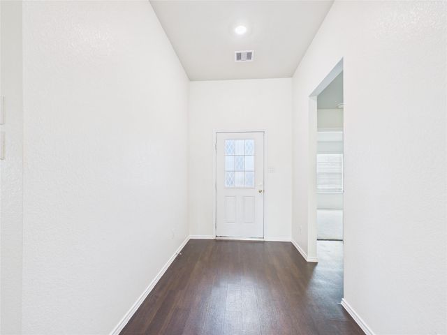 2002 Brisa Lane, Mont Belvieu, TX 77523