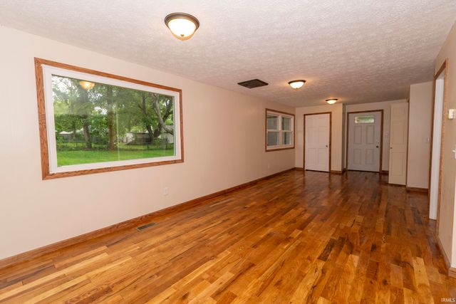 26490 Southport Drive, South Bend, IN 46628