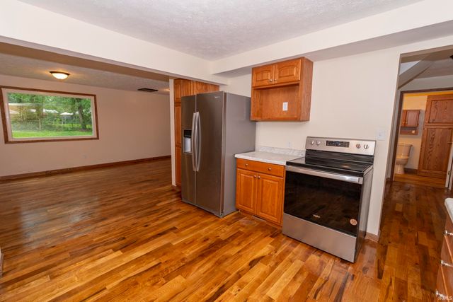 26490 Southport Drive, South Bend, IN 46628