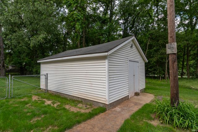 26490 Southport Drive, South Bend, IN 46628