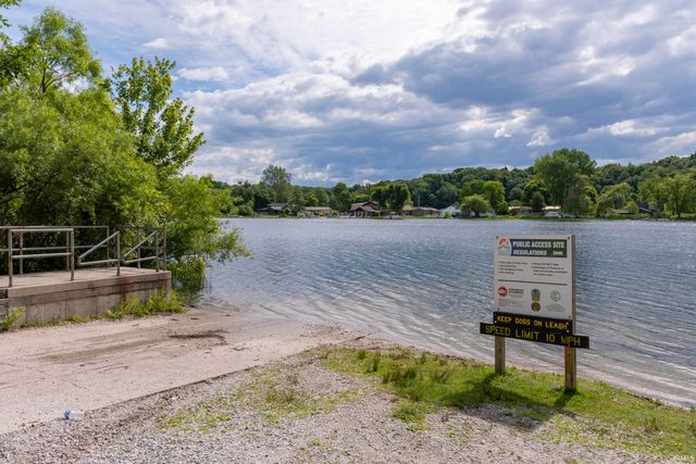 26490 Southport Drive, South Bend, IN 46628