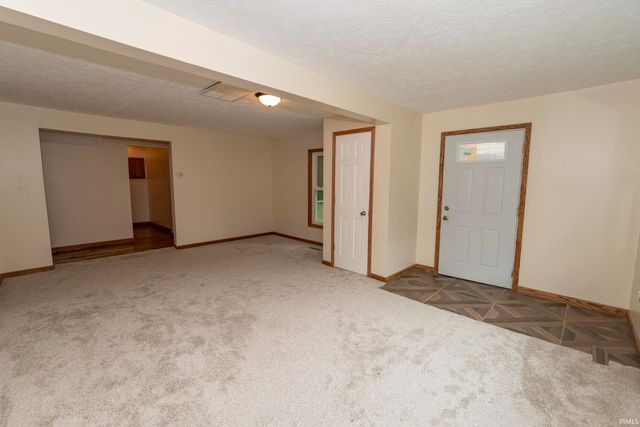26490 Southport Drive, South Bend, IN 46628