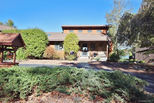 44 Lake Shore Drive S, Rock Hill, NY 12775