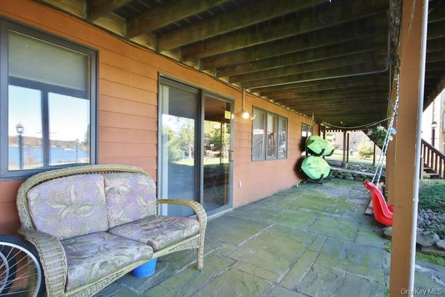 44 Lake Shore Drive S, Rock Hill, NY 12775