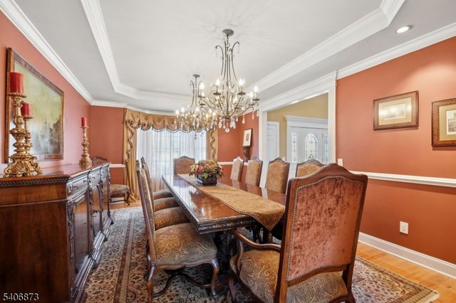 108 Hamilton Trl, Totowa Boro, NJ 07512