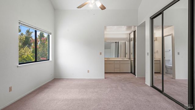 231 Park Ln, Vacaville, CA 95687