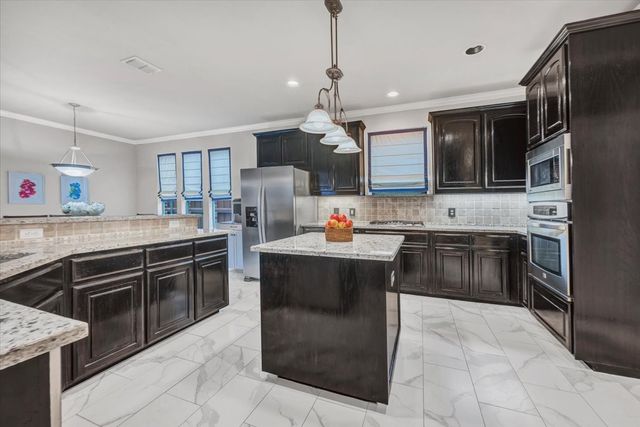 2015 Midhurst Drive, Allen, TX 75013