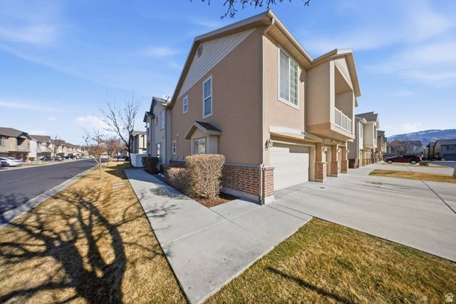 1138 N KENSINGTON DR, North Salt Lake, UT 84054