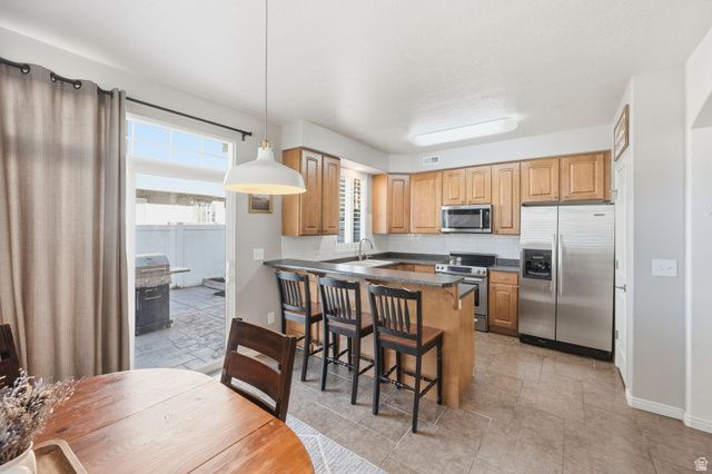 1138 N KENSINGTON DR, North Salt Lake, UT 84054