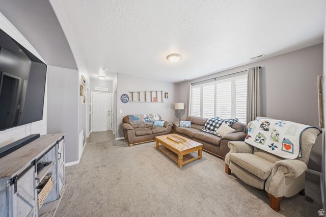 1138 N KENSINGTON DR, North Salt Lake, UT 84054