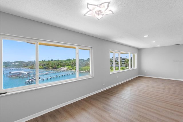 100 BLUFF VIEW DRIVE 404C, Belleair Bluffs, FL 33770