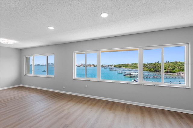 100 BLUFF VIEW DRIVE 404C, Belleair Bluffs, FL 33770