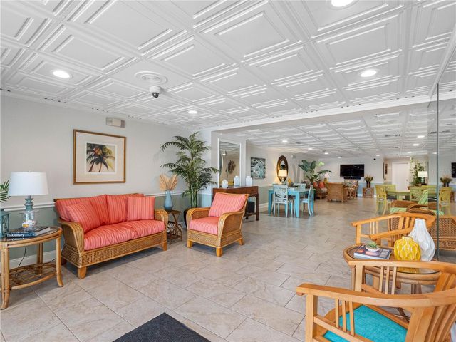 100 BLUFF VIEW DRIVE 404C, Belleair Bluffs, FL 33770