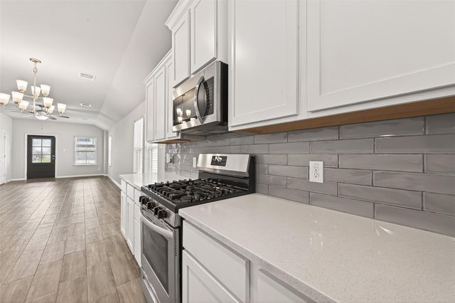 6823 Escondido Drive, Rosharon, TX 77583