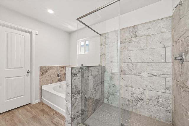 6823 Escondido Drive, Rosharon, TX 77583